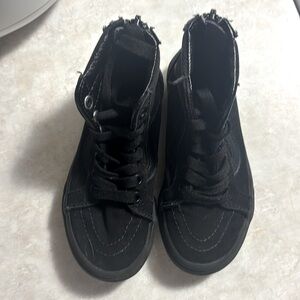 High top black vans size 11